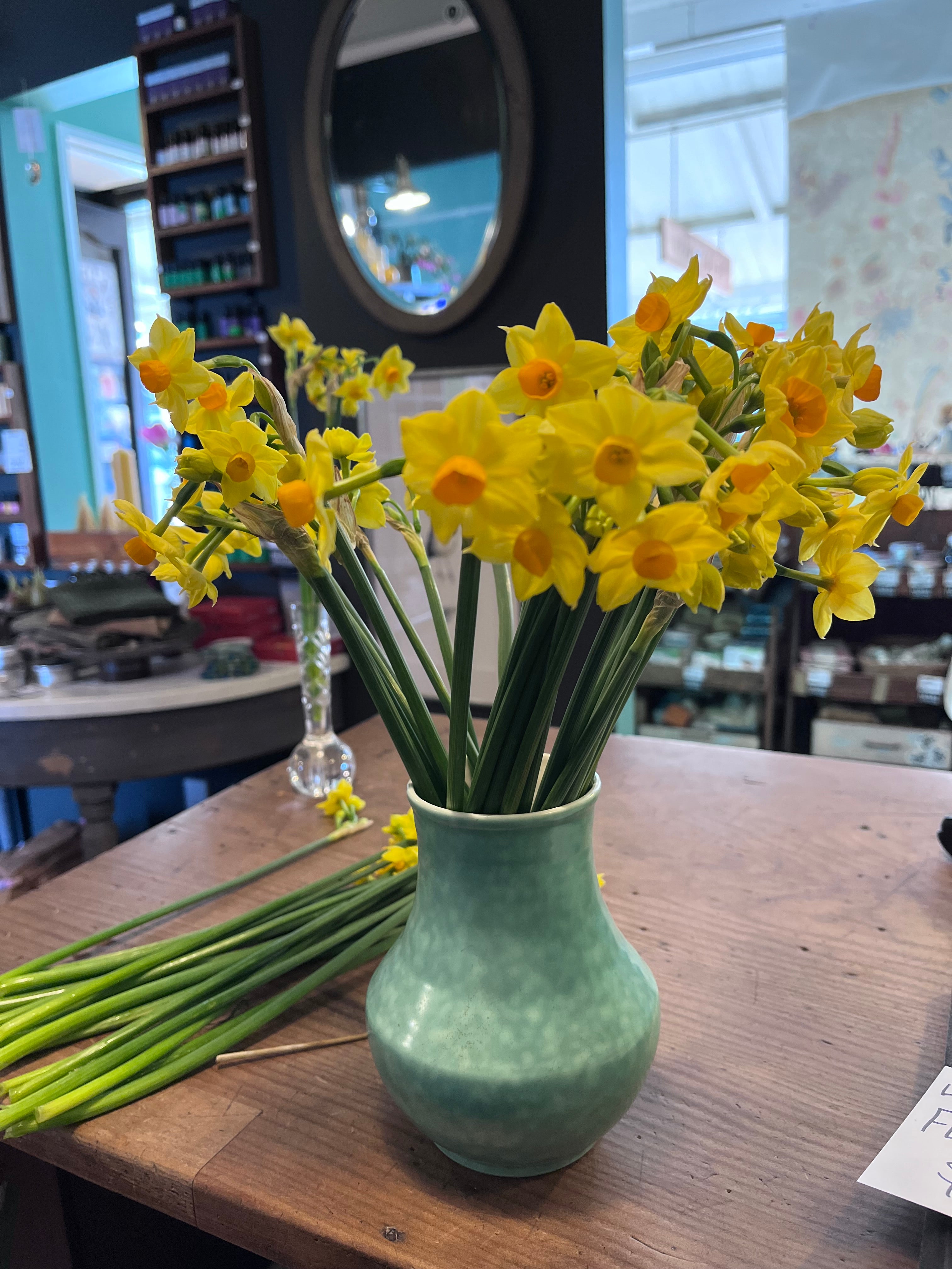 Daffodil flowers $6